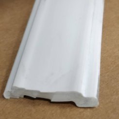 Kunststoffprofil für Seitenschürze 